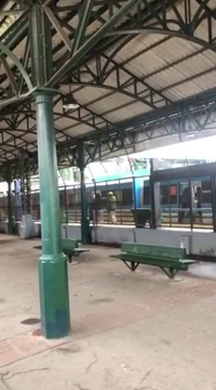 Una mujer fue tomada de rehén en el tren Roca