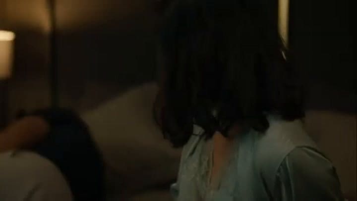 Una mujer normal, tráiler oficial