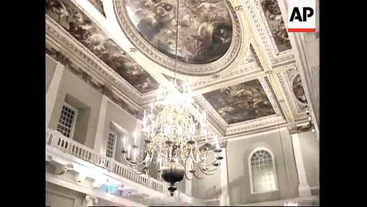 el incómodo momento con Carlos Menem en el Palacio de Buckingham