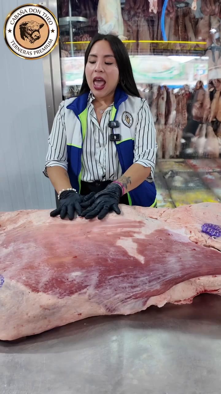Más de diez cuadras de fila y 3000 postulantes para conseguir trabajo en un frigorífico
