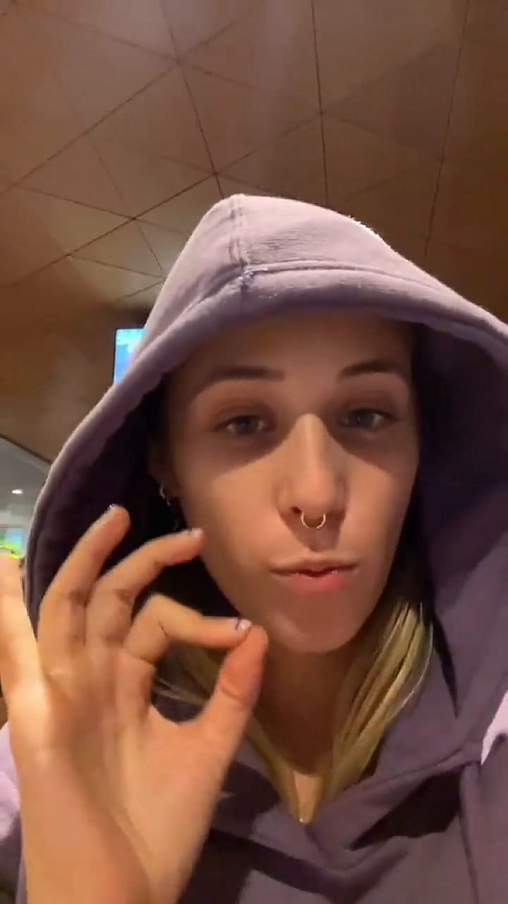 Lara Buru logró “colarse” a la Primera Clase