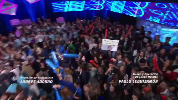 Tinelli y un aplauso dedicado a Mirtha Legrand - Fuente: El Trece
