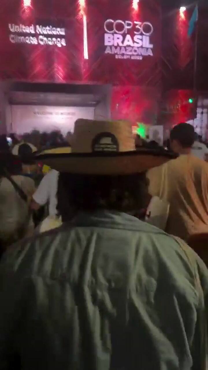 La caravana de manifestantes que ingresó en el COP30