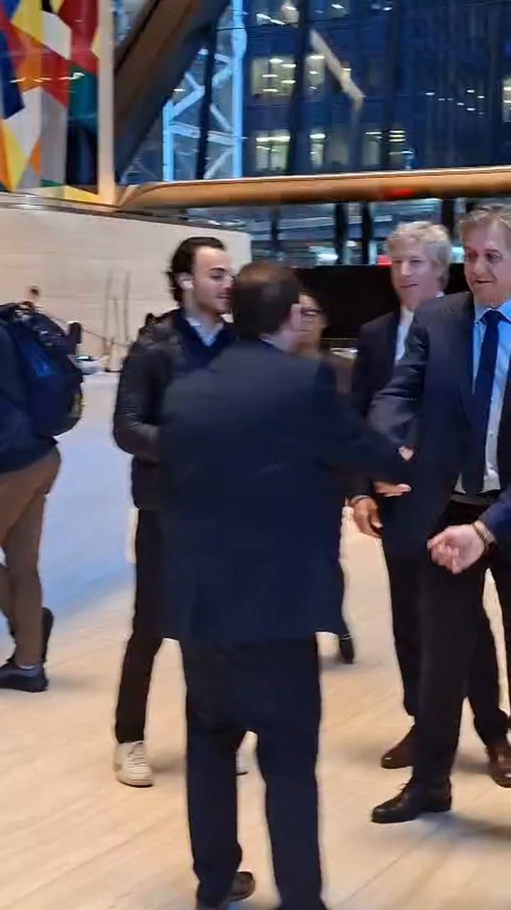 El ingreso de Luis "Toto" Caputo a la Argentina Week