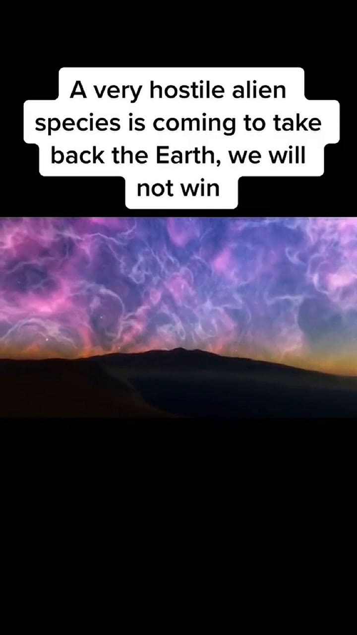 El 'viajero del tiempo' que dice que los extraterrestres invadirán la Tierra