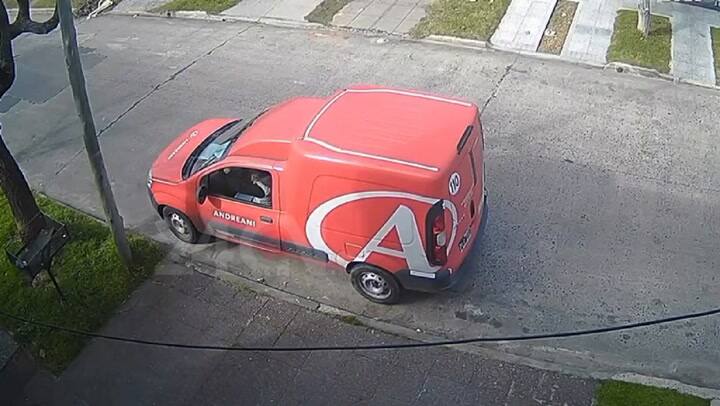 Una repartidora de paquetes fue asaltada