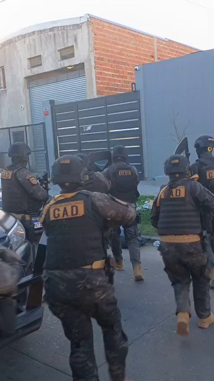 Allanamiento y tiroteo en Esteban Echeverría