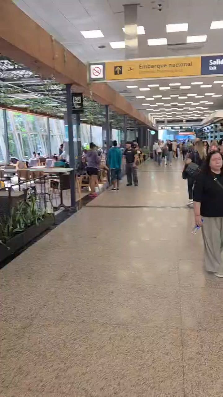 Aeroparque funciona con normalidad