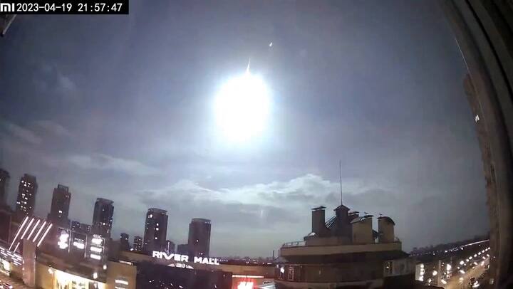 El destello en el cielo de Kiev que desató una ola de especulaciones