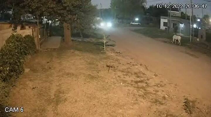 Le dispararon para robarle la moto en Merlo