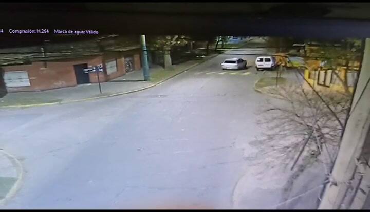 Los delincuentes quedaron filmados cuando se escapaban de la casa de las víctimas