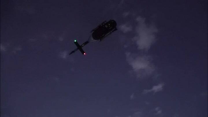 Robaban motos en una autopista: 26 sospechosos detenidos