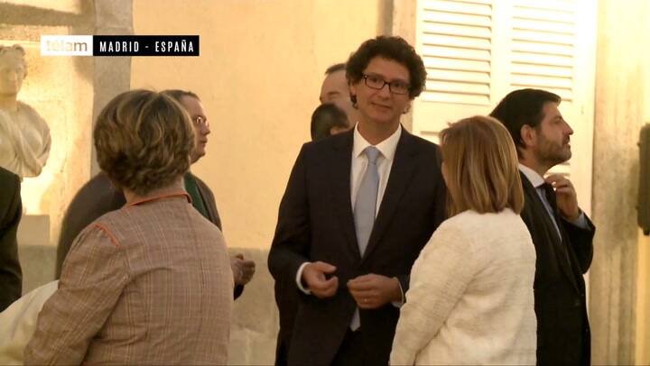 En busca de inversiones, Macri explicó su plan de gobierno a los empresarios españoles - Fuente: Tél