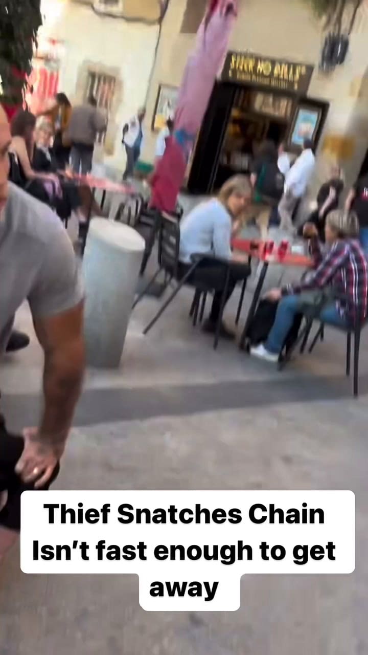 Fue luchador de la MMA en Miami, viajó a Barcelona, intentaron robarle y así reaccionó