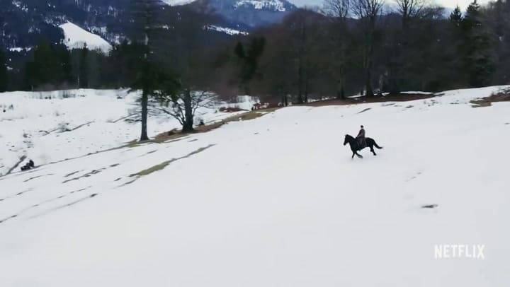 En 'Un Príncipe de Navidad', una periodista termina involucrada con alguien de la realeza