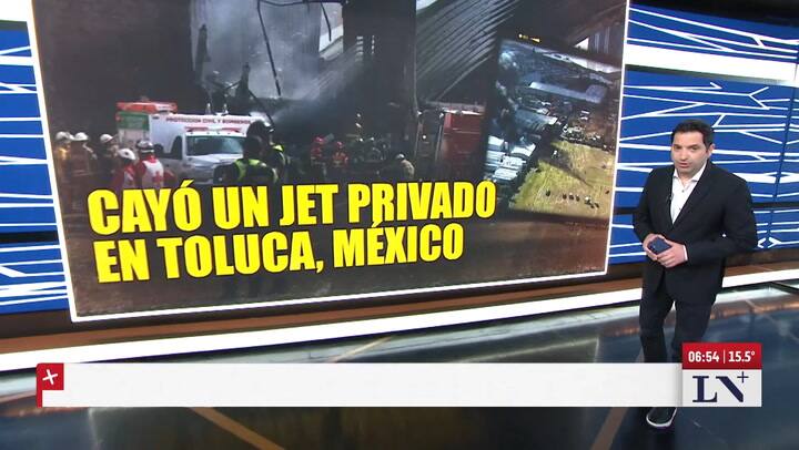 Toluca: 10 muertos por el choque de un avion en plena ciudad