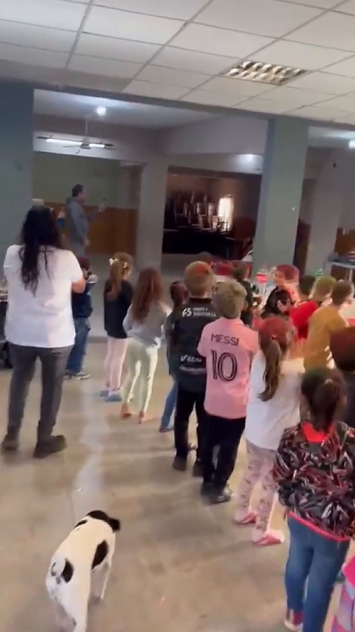 Festejó su cumpleaños con la temática de San Martín, entró con la marcha de San Lorenzo y fue viral