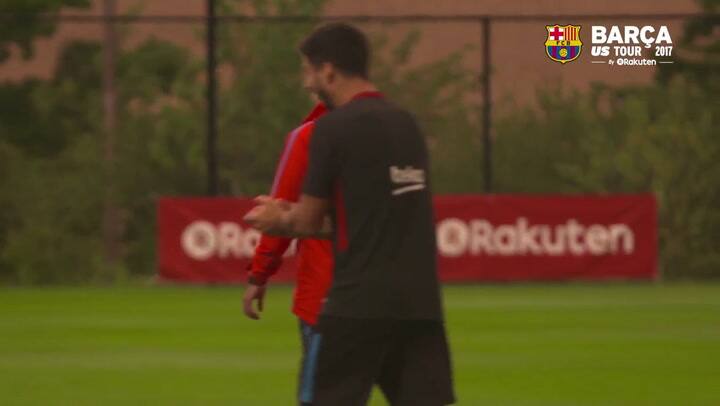 El video del juego de puntería entre Messi, Neymar y Suárez en el entrenamiento de Barcelona