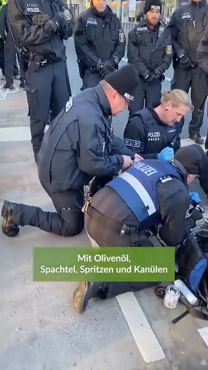 Un activista protestó contra el cambio climático y terminó en accidente