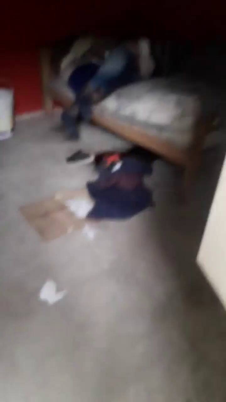 Una familia convive con un inquilino que murió y no logra que el Estado se lo lleve