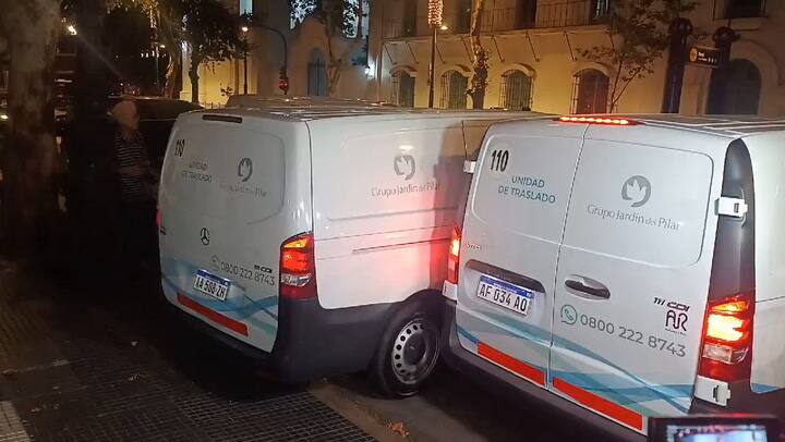 Así llegaba el cuerpo de Lanata a la Casa de la Cultura