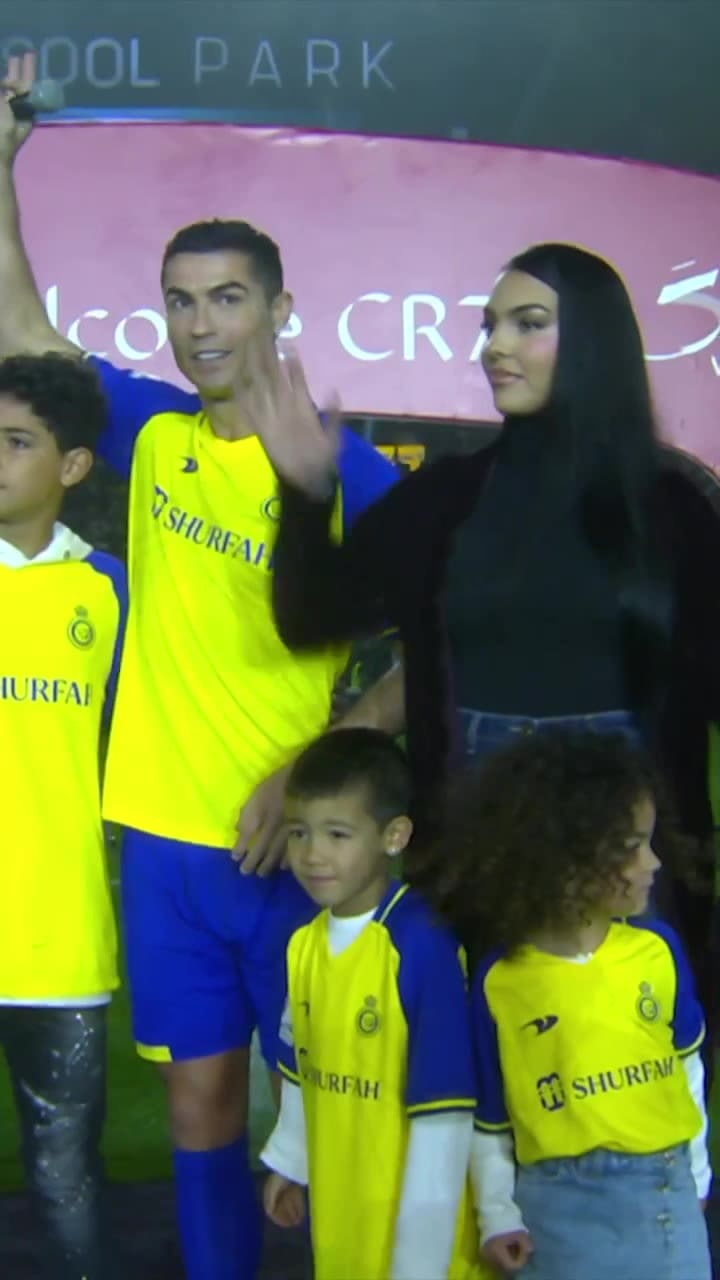 La presentación de Cristiano Ronaldo y su familia en el Al-Nassr