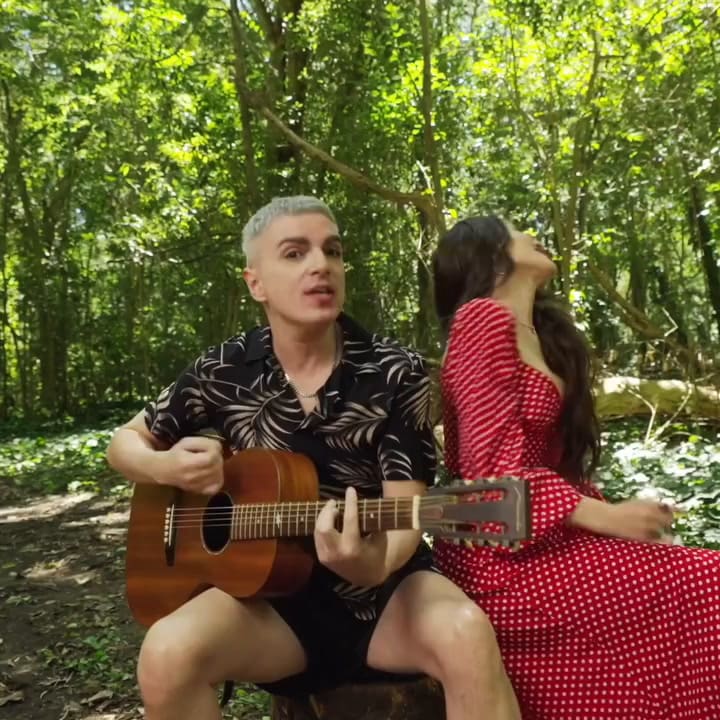 Natalia Oreiro regresó a la música de la mano de Ale Sergi