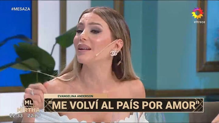 Evangelina Anderson invito a Mirtha Legrand al Monumental