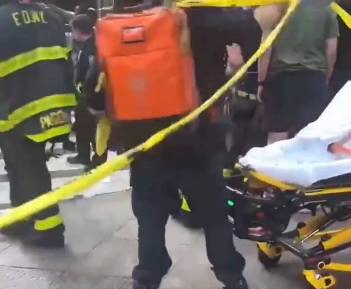 Las ambulancias asistieron a los heridos