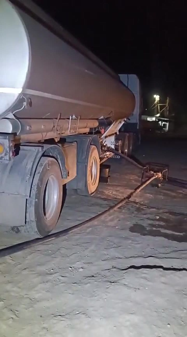 Desbarataron una banda que contrabandeaba aceite a Bolivia