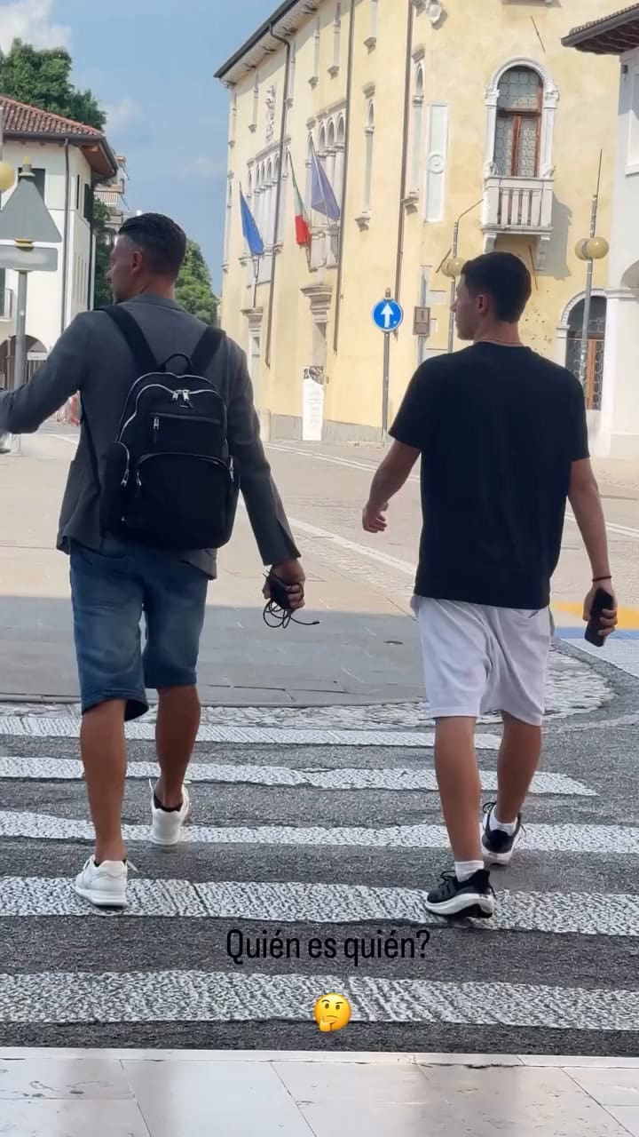 ¿Quién es quién? la adivinanza de Evangelina Anderson al referirse a la manera de caminar de Demichelis y su hijo