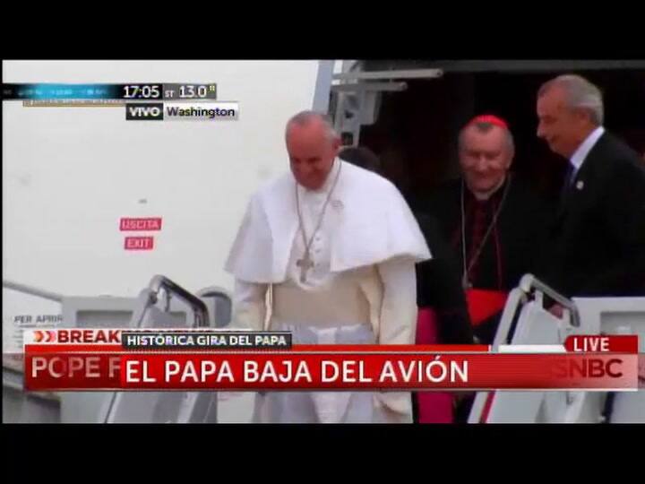 El papa Francisco llegó a Estados Unidos y fue recibido por Barack Obama