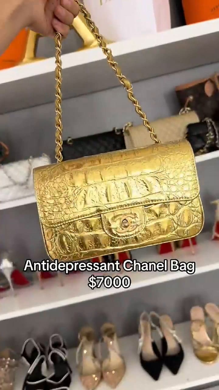 La mujer dio más detalles de su extravagante vida en TikTok