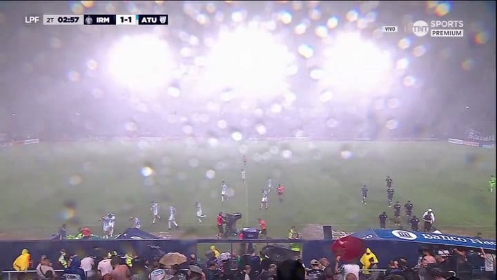 Se suspendió el encuentro entre Independiente Rivadavia - Atlético Tucumán.