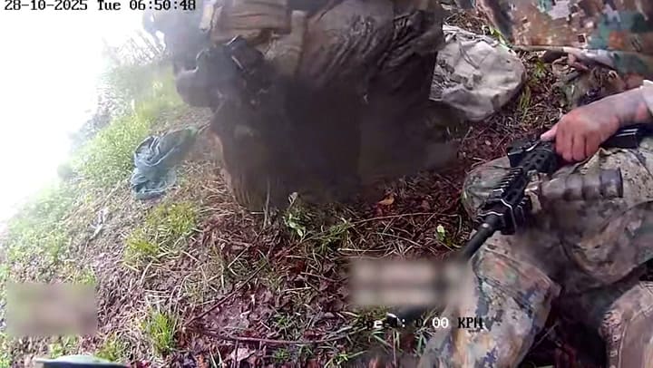 La cámara corporal de uno de los uniformados baleados y que logró sobrevivir