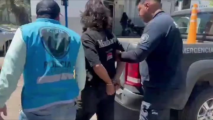Elecciones 2025: un hombre con pedido de captura fue a votar y lo detuvieron en Moreno