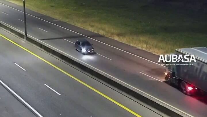 Manejó borracho y en contramano por la autopista Buenos Aires-LaPlata