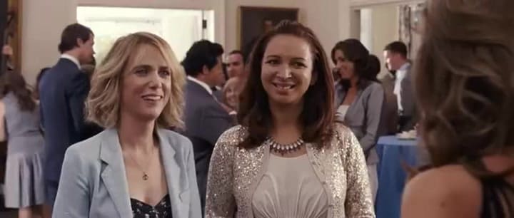 Damas en guerra - tráiler