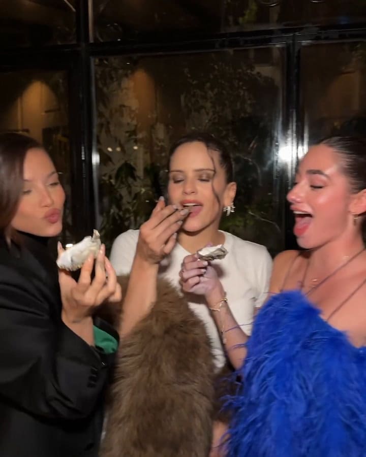 Porque La Gente Que Es Buena Y Pura De Corazón Se Merece Todo Lo Bueno Y Bonito Que Le Pueda Pasar En Vida Te Admiramos!! Felicidades!! (1)