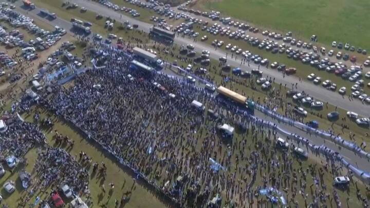 Desde un drone, así se ve la marcha del campo en San Nicolás