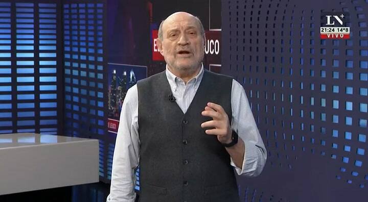 Alfonso Prat Gay, en su paso por LN+ junto a Leuco