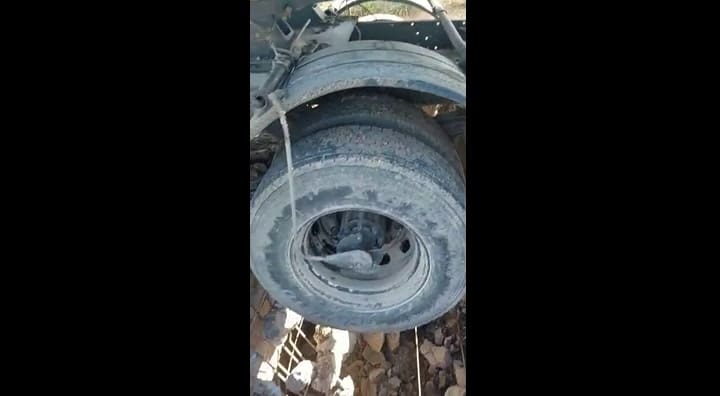 Un camión se quedó en medio de una ruta y generó caos en un cruce clave en una ruta de Santa Fe