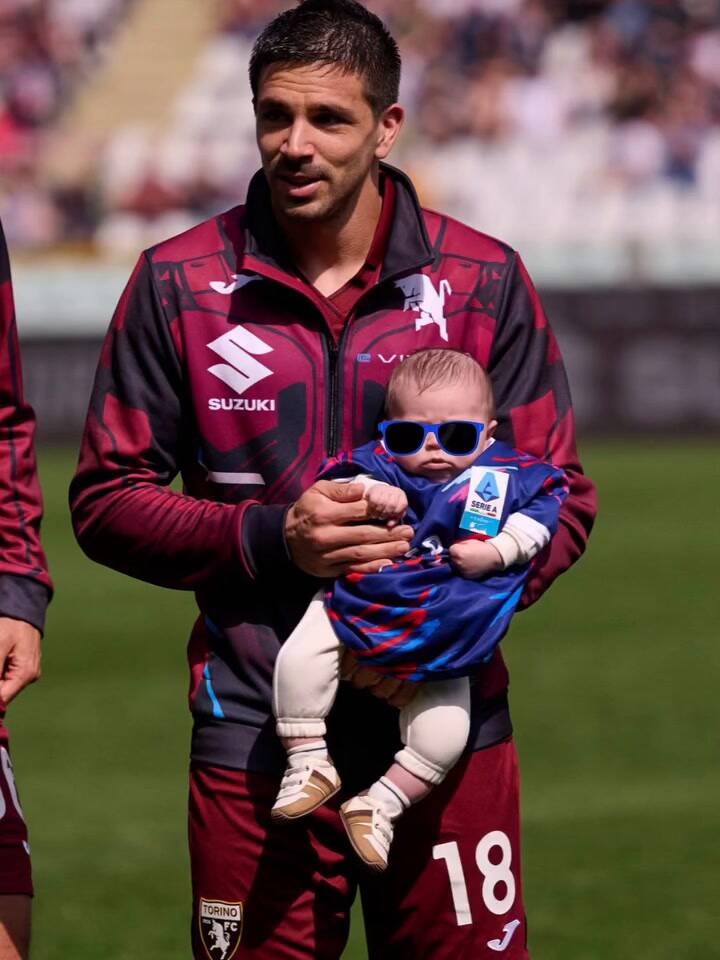 La tierna foto que compartió Baldini de su hijo y nieto