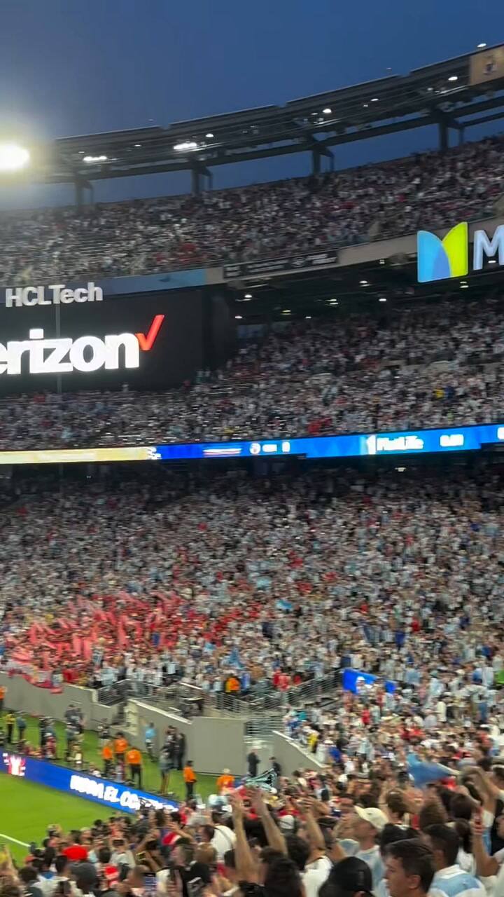 René en la hinchada argentina