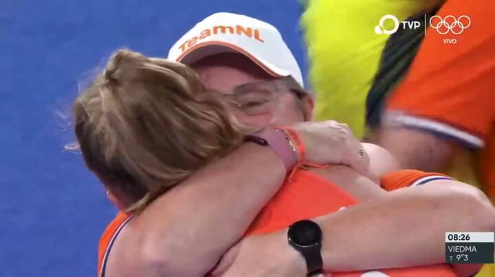 Abrazo final: Leonas, medalla plateada