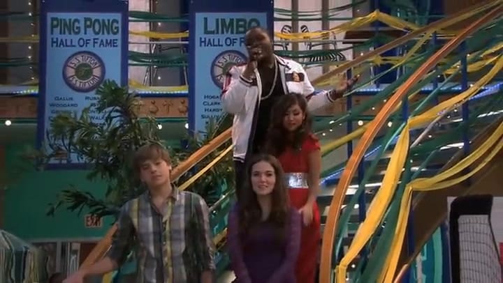 Sean Kingston se lució en la secuela Zack y Cody: Gemelos a bordo al cantar “Dumb Love”