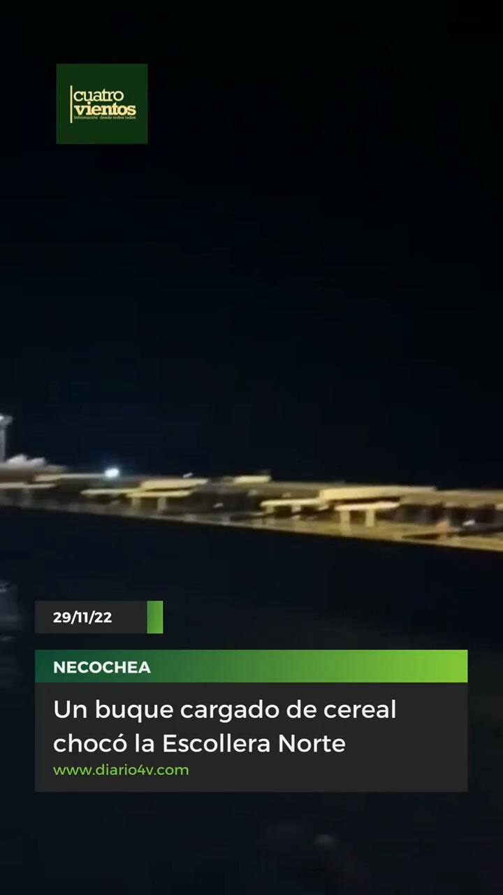 Un buque cargado de cereal chocó la Escollera Norte