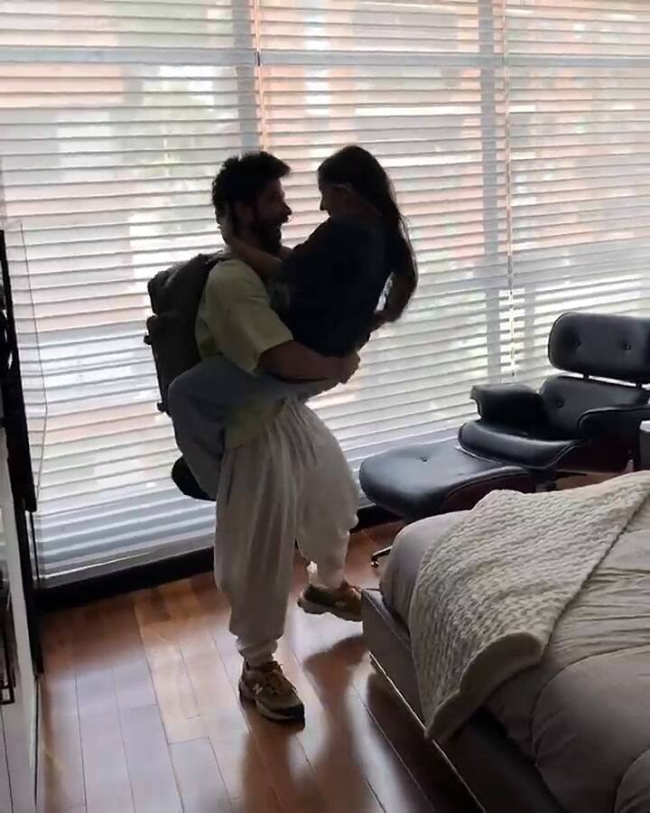 Camilo sorprendió a Evaluna Montaner con su regreso inesperado