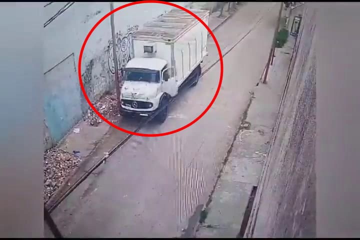 Desarticulan banda que robaba camiones frigoríficos en Lanús