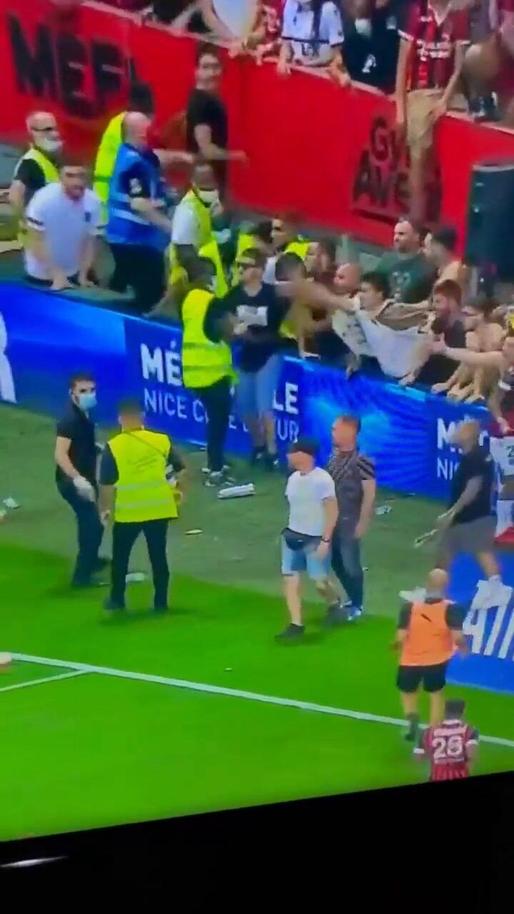 Incidentes en Niza: la agresión de Jorge Desio a un hincha